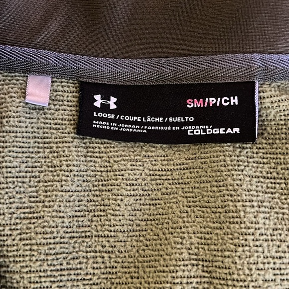 Under armor sweater size S - Picture 2 of 5
